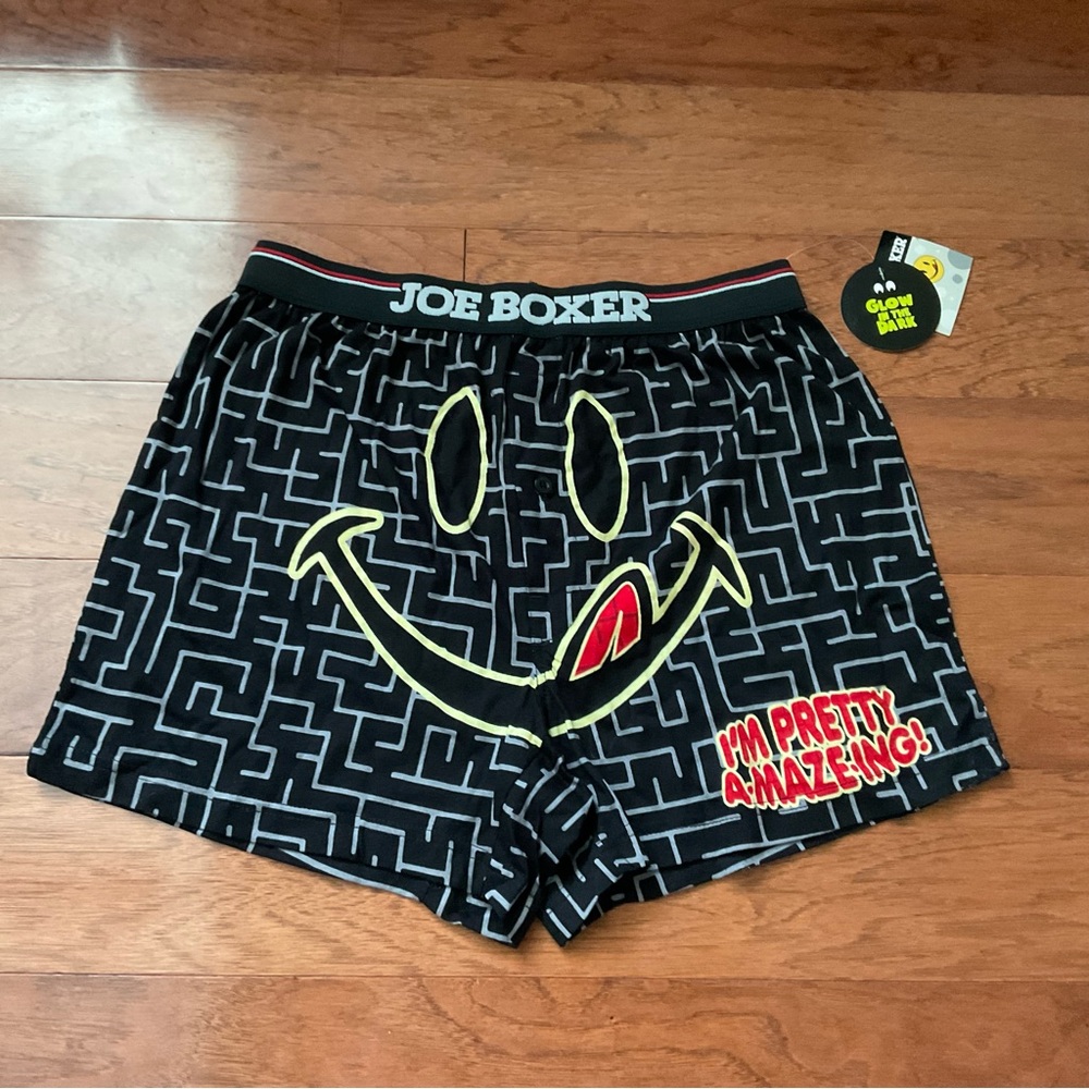 NWT Vintage Joe Boxer Im Pretty Amazing Glow In Dark Smile Boxers Size Small